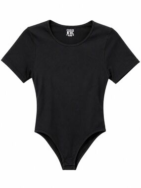 OQQ Classic Black Short-Sleeve One-Piece Bodysuit |L|